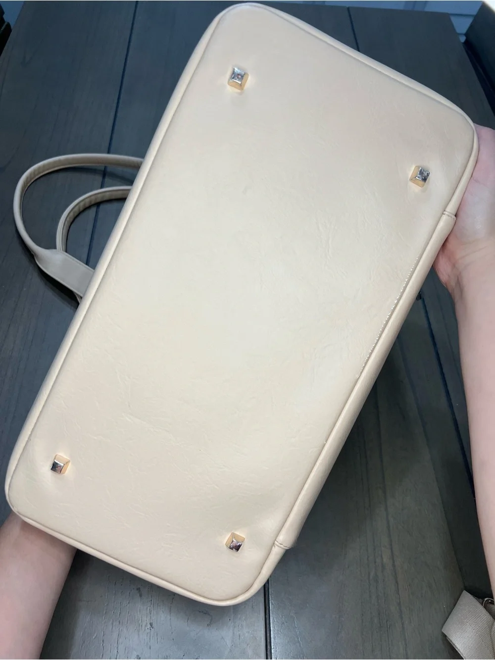 Beis Mini Weekender in Beige